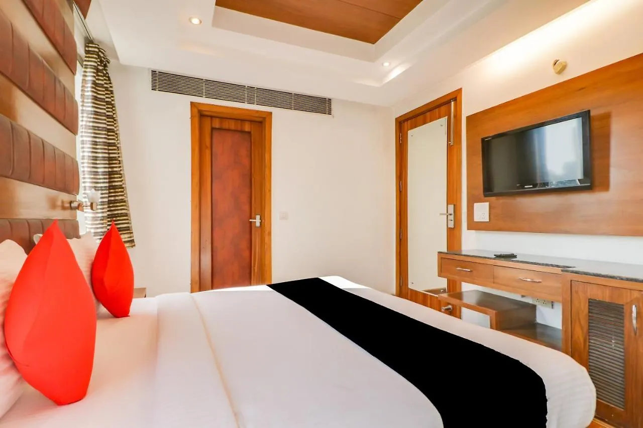 Townhouse 939 Hotel Gagan Inn Near Satyam Inox Patel Nagar New Delhi