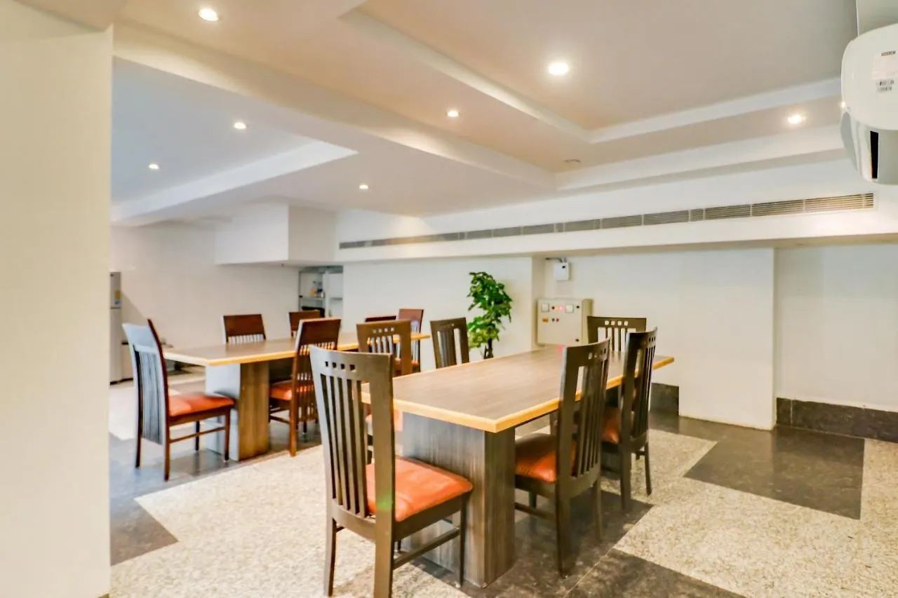 Townhouse 939 Hotel Gagan Inn Near Satyam Inox Patel Nagar New Delhi